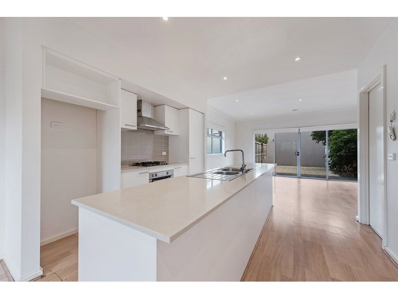 9/8 Moresby Court, Craigieburn VIC 3064