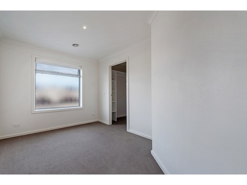 9/8 Moresby Court, Craigieburn VIC 3064