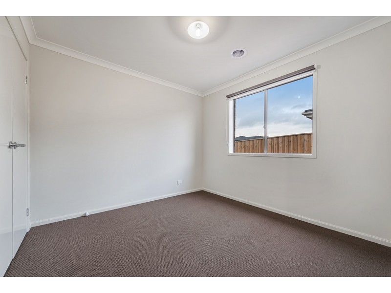 43 Mulgrave Boulevard, Kalkallo VIC 3064