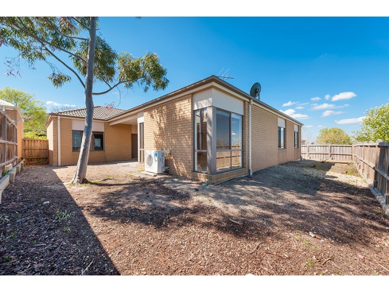 7 Royal Terrace, Craigieburn VIC 3064