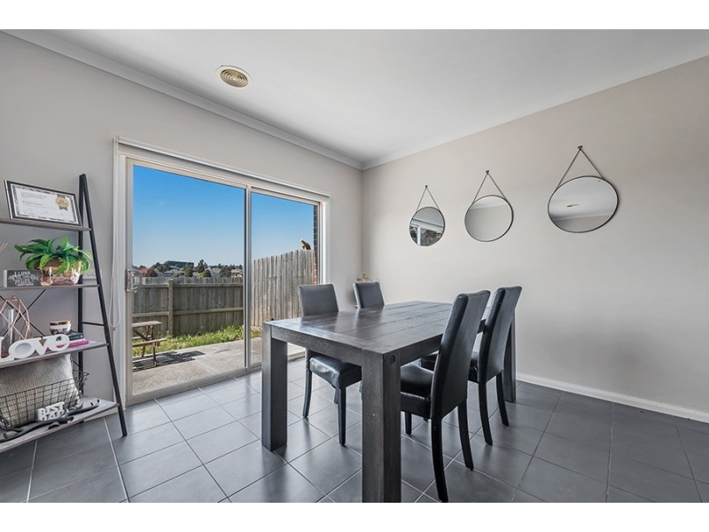 3/10 Leveque Loop, Craigieburn VIC 3064