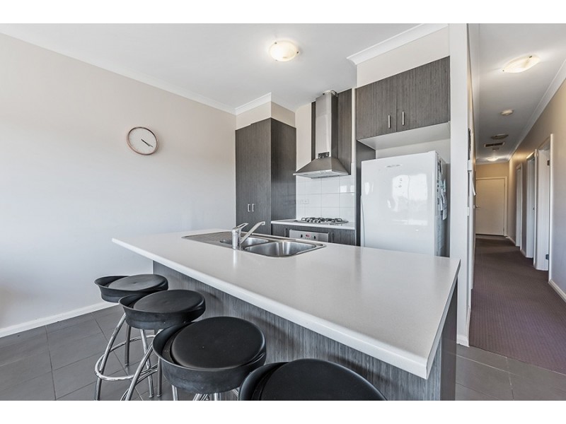 3/10 Leveque Loop, Craigieburn VIC 3064