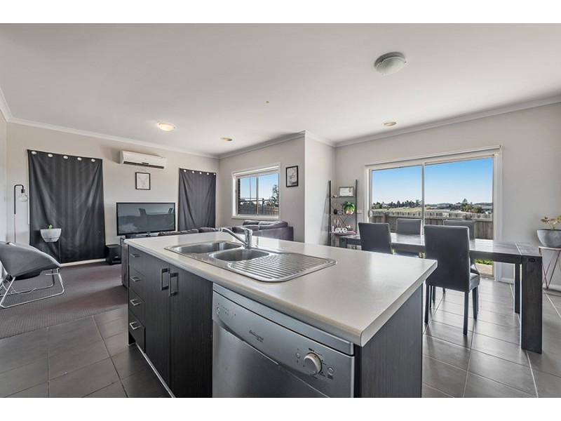 3/10 Leveque Loop, Craigieburn VIC 3064