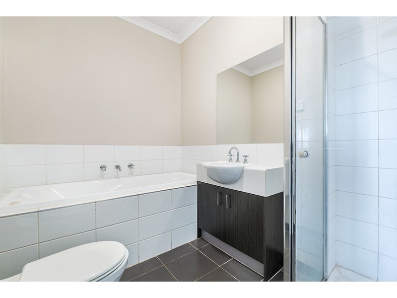 3/10 Leveque Loop, Craigieburn VIC 3064