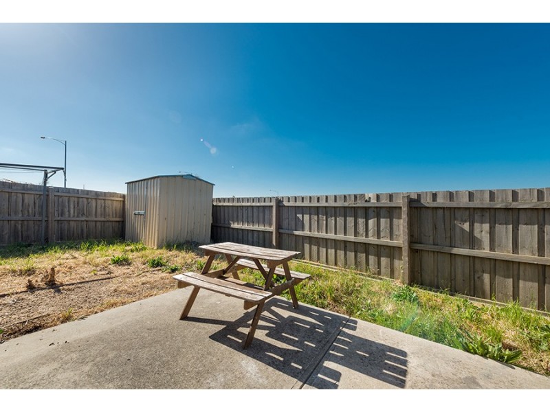 3/10 Leveque Loop, Craigieburn VIC 3064