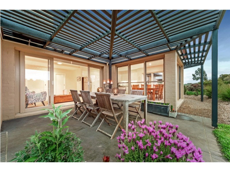 39 The Ridge, Oaklands Junction VIC 3063