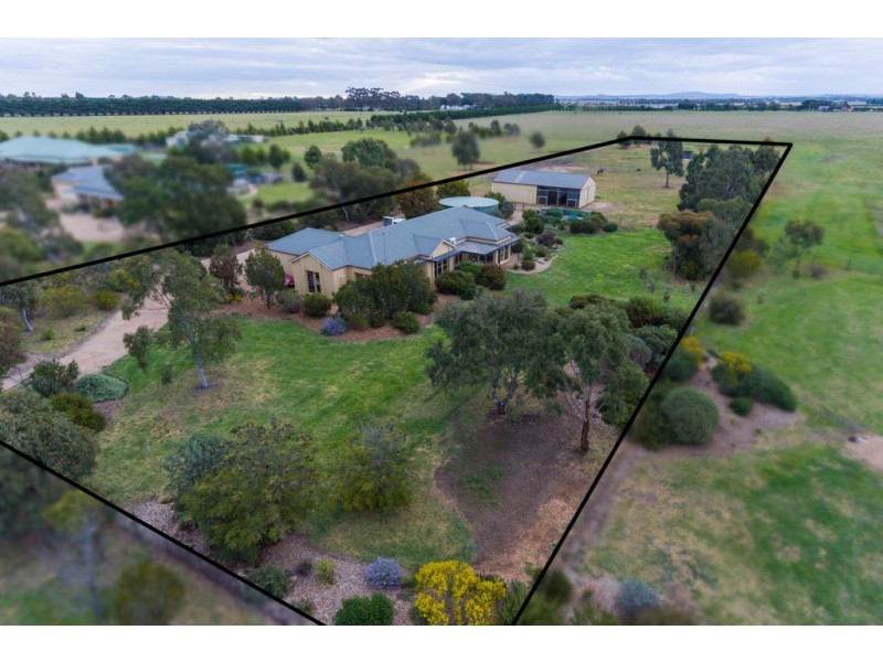 39 The Ridge, Oaklands Junction VIC 3063