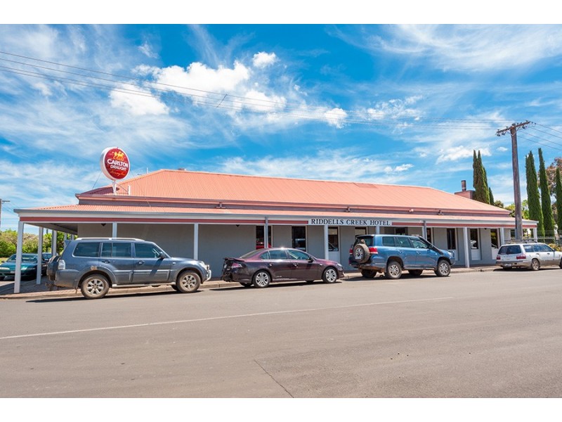 14 Hamilton Street, Riddells Creek VIC 3431