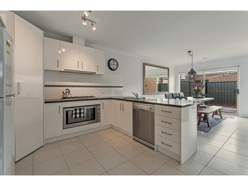 114 Bluebell Drive, Craigieburn VIC 3064
