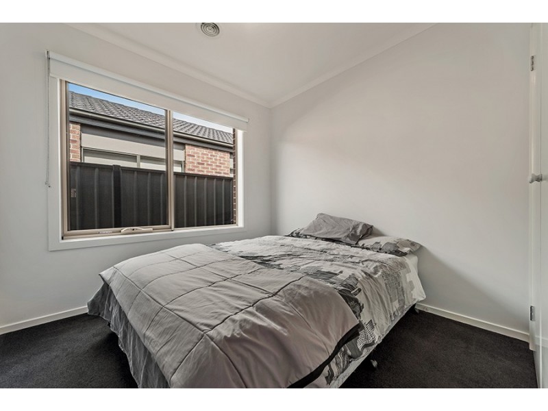 114 Bluebell Drive, Craigieburn VIC 3064