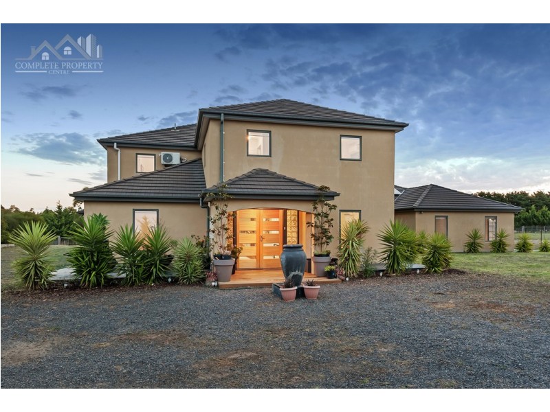 13 The Dress Circle, Oaklands Junction VIC 3063