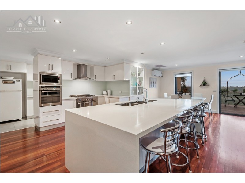 13 The Dress Circle, Oaklands Junction VIC 3063
