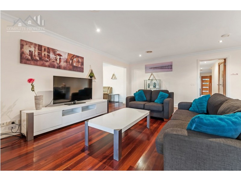 13 The Dress Circle, Oaklands Junction VIC 3063