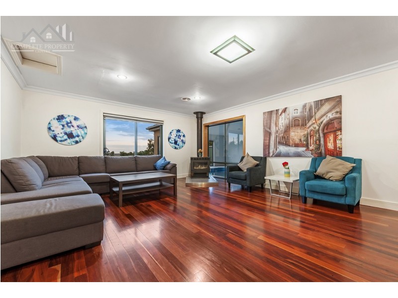 13 The Dress Circle, Oaklands Junction VIC 3063