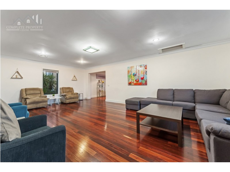 13 The Dress Circle, Oaklands Junction VIC 3063