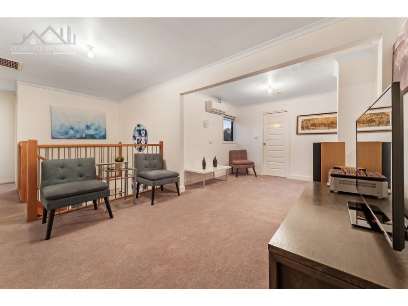 13 The Dress Circle, Oaklands Junction VIC 3063