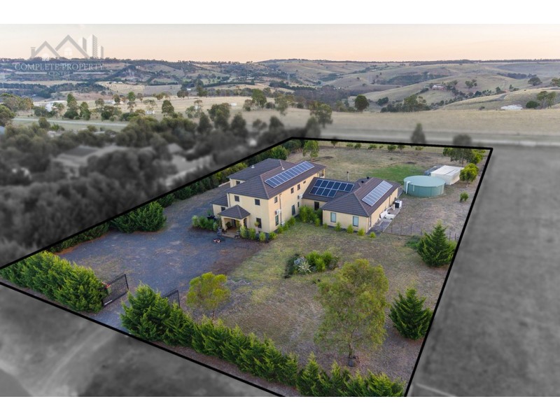 13 The Dress Circle, Oaklands Junction VIC 3063