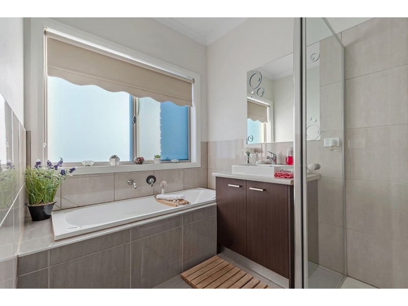 25 Gardner Terrace, Craigieburn VIC 3064