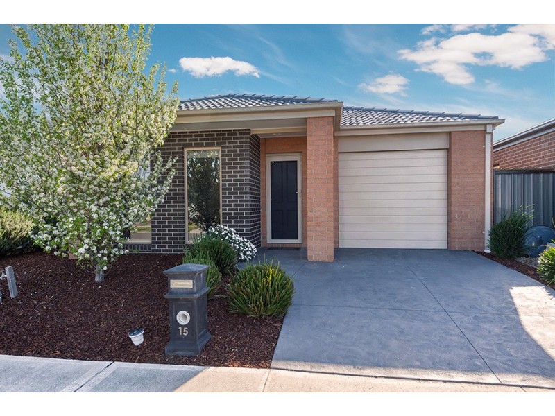 15 Woodgrove Street, Craigieburn VIC 3064