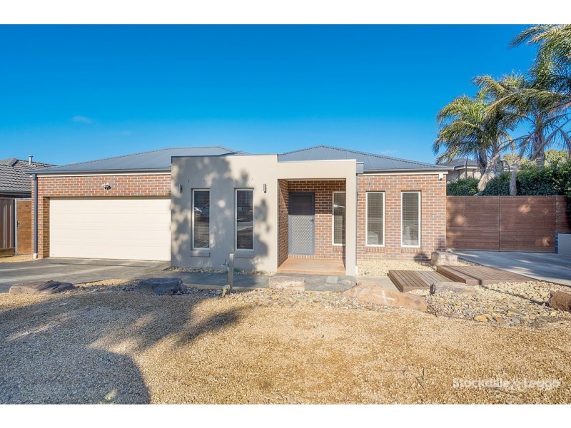 14 Discovery Close, Craigieburn VIC 3064