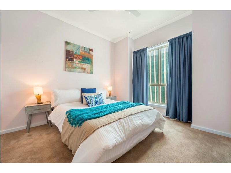 16 Glengarry Place, Craigieburn VIC 3064