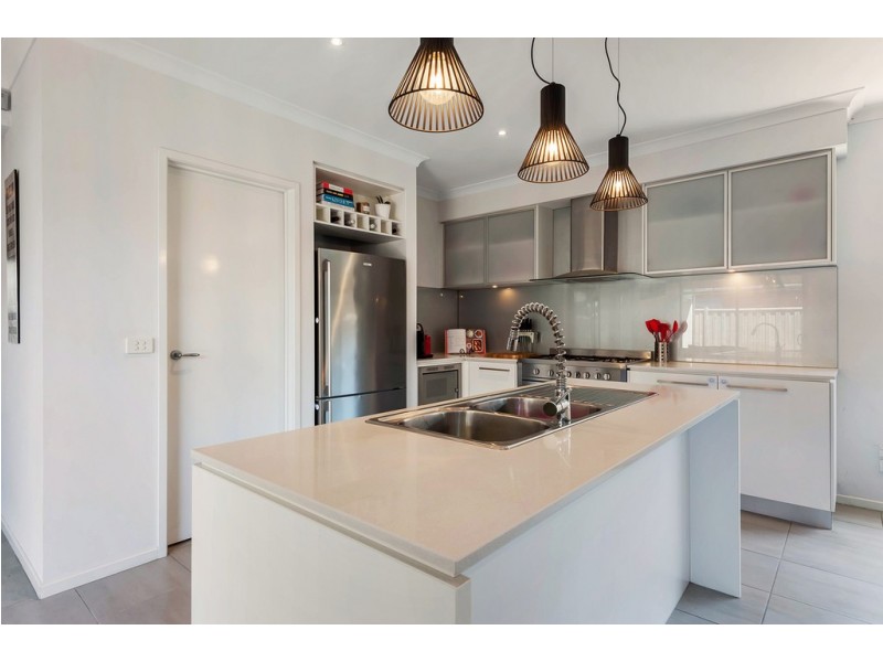 7 Buckland Hill Drive, Wallan VIC 3756