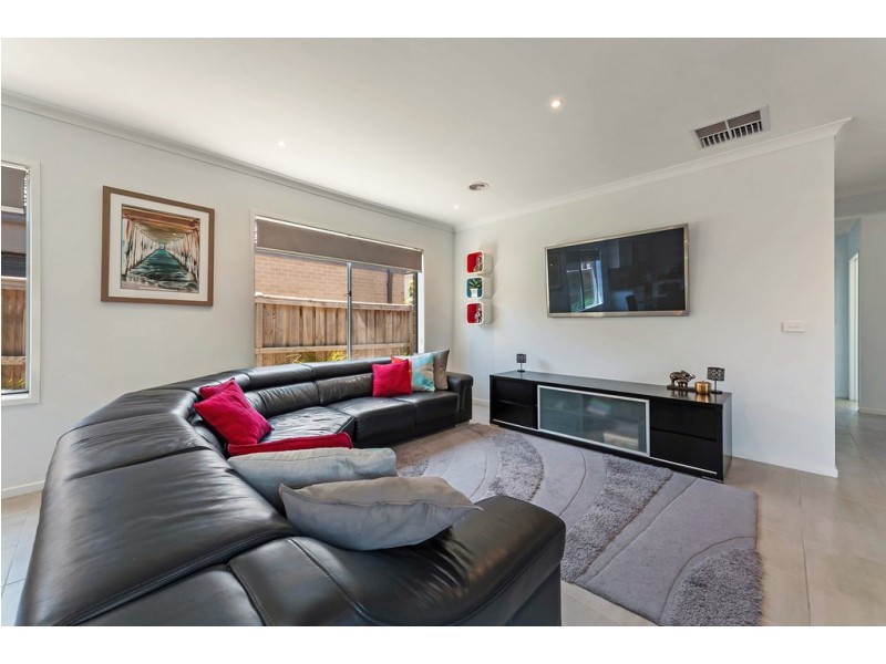 7 Buckland Hill Drive, Wallan VIC 3756