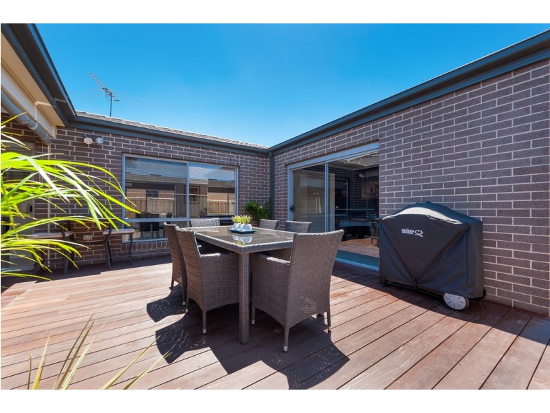7 Buckland Hill Drive, Wallan VIC 3756