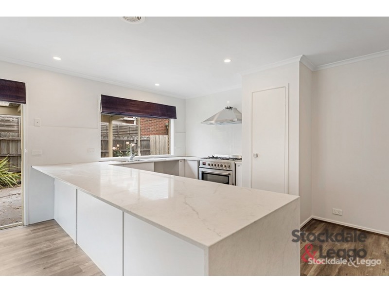 10 Yarck Court, Sunbury VIC 3429