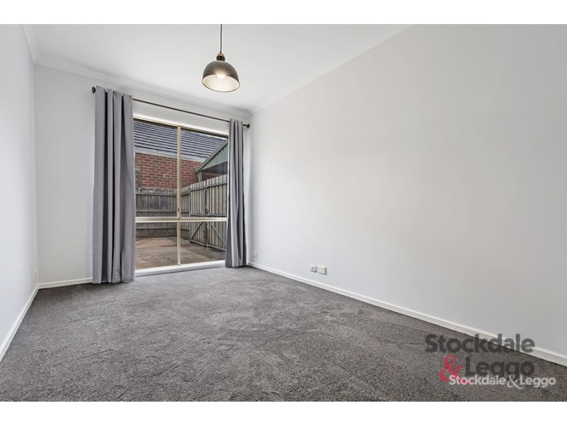 10 Yarck Court, Sunbury VIC 3429