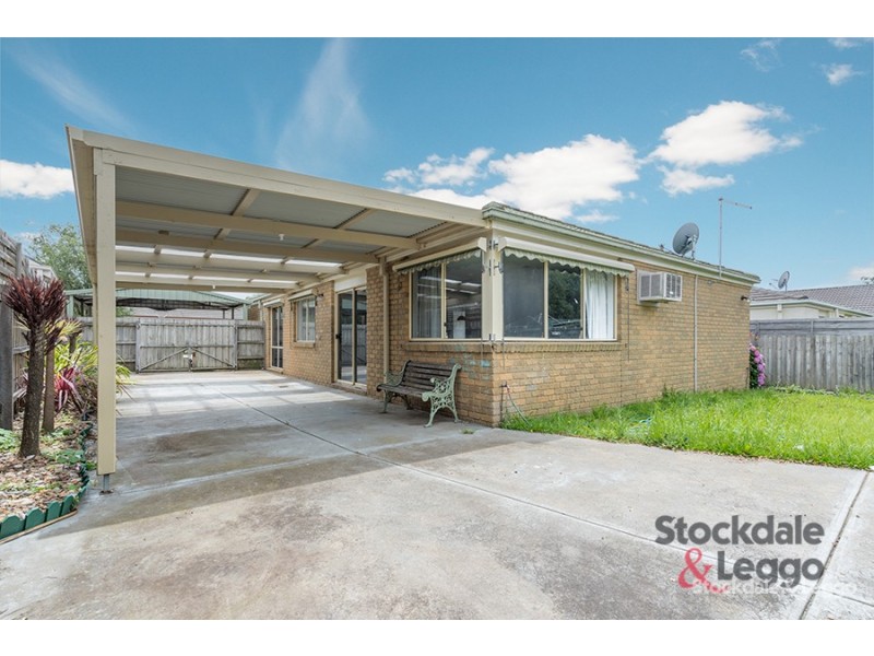 10 Yarck Court, Sunbury VIC 3429