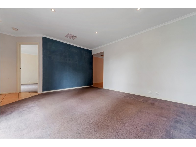 84 Mareeba Way, Craigieburn VIC 3064