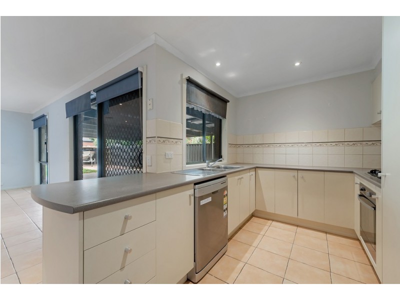 84 Mareeba Way, Craigieburn VIC 3064