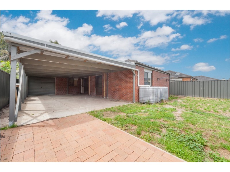 84 Mareeba Way, Craigieburn VIC 3064