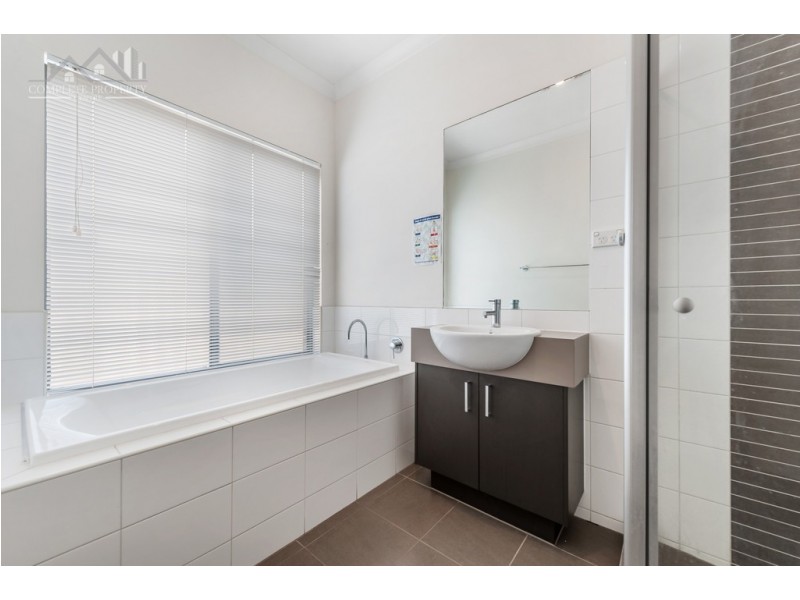 12 Pymble Gardens, Craigieburn VIC 3064