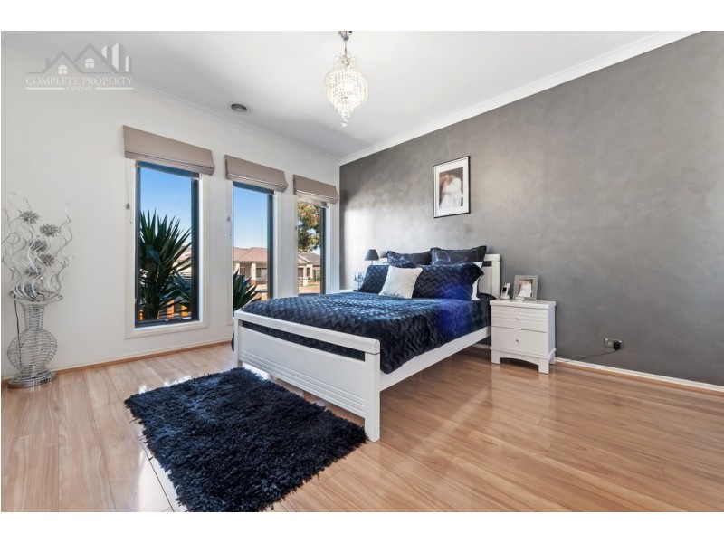 8 Middlesborough Drive, Craigieburn VIC 3064