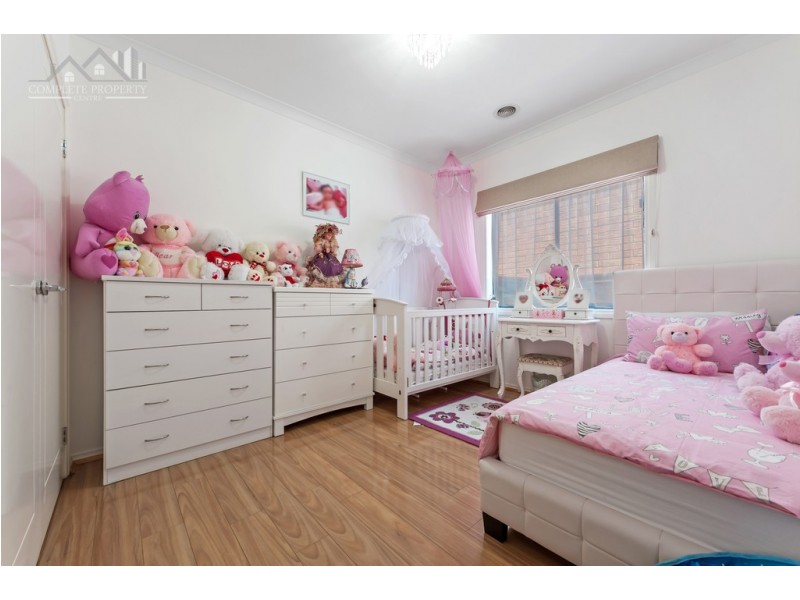 8 Middlesborough Drive, Craigieburn VIC 3064