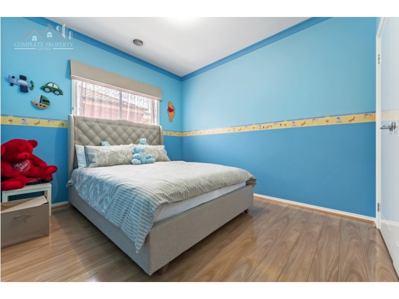 8 Middlesborough Drive, Craigieburn VIC 3064