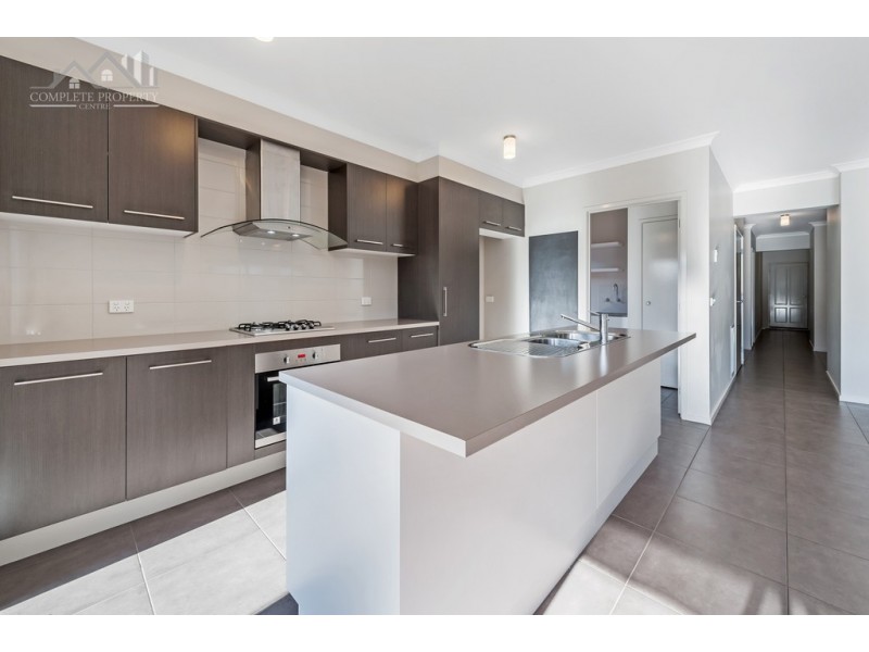 115 Moor Park Drive, Craigieburn VIC 3064