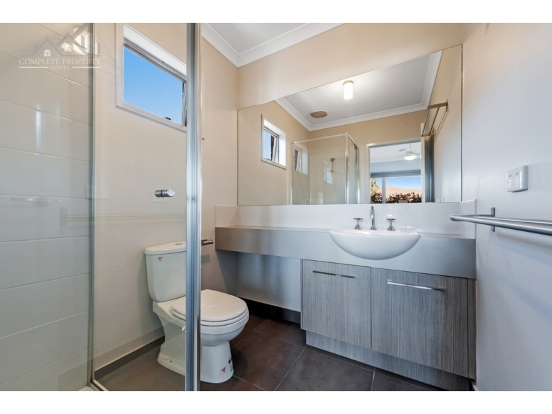 115 Moor Park Drive, Craigieburn VIC 3064