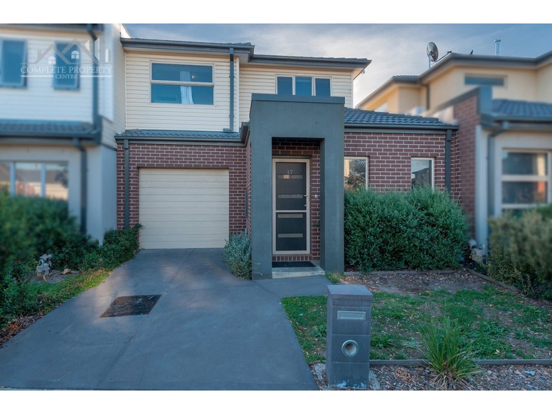 17 Ravenwoods Way, Craigieburn VIC 3064