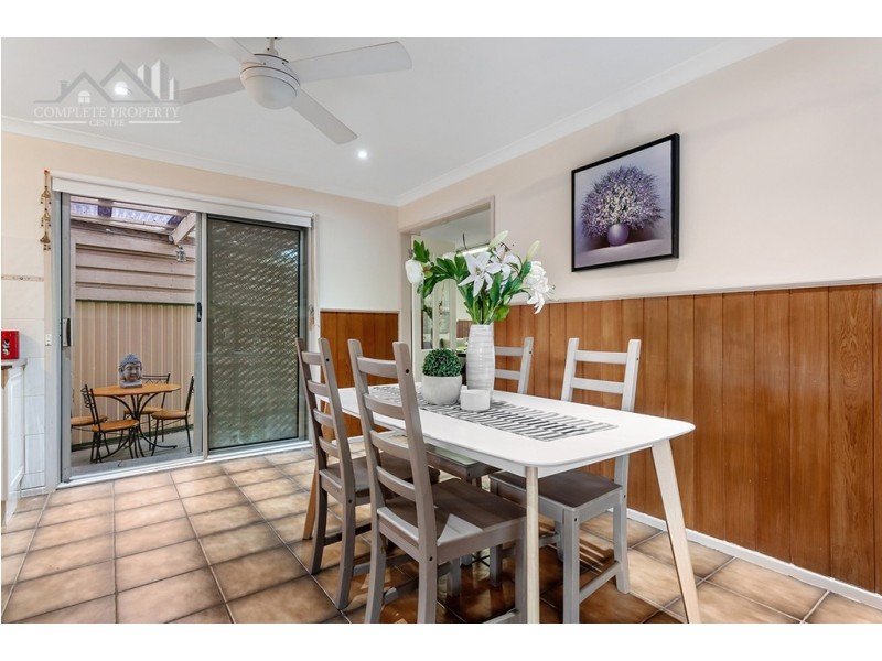 20 Parnell Cres, Gladstone Park VIC 3043