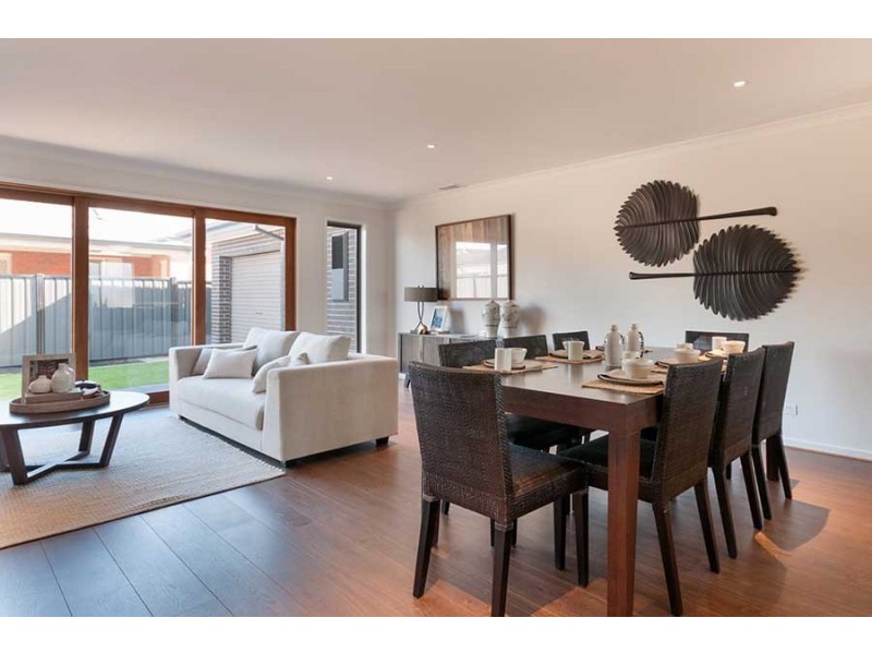 4 Delta Drive, Craigieburn VIC 3064