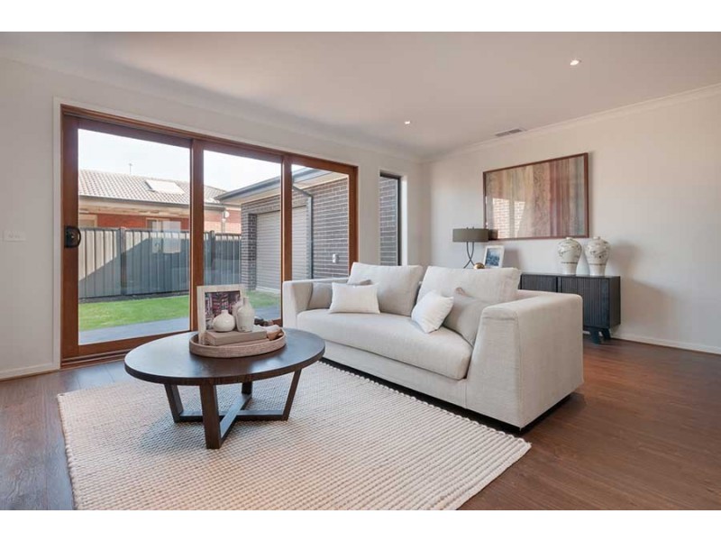 4 Delta Drive, Craigieburn VIC 3064