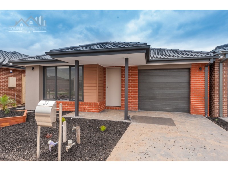 31 Latchford Drive, Mickleham VIC 3064
