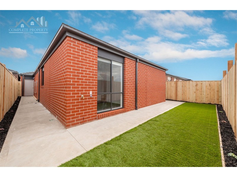31 Latchford Drive, Mickleham VIC 3064