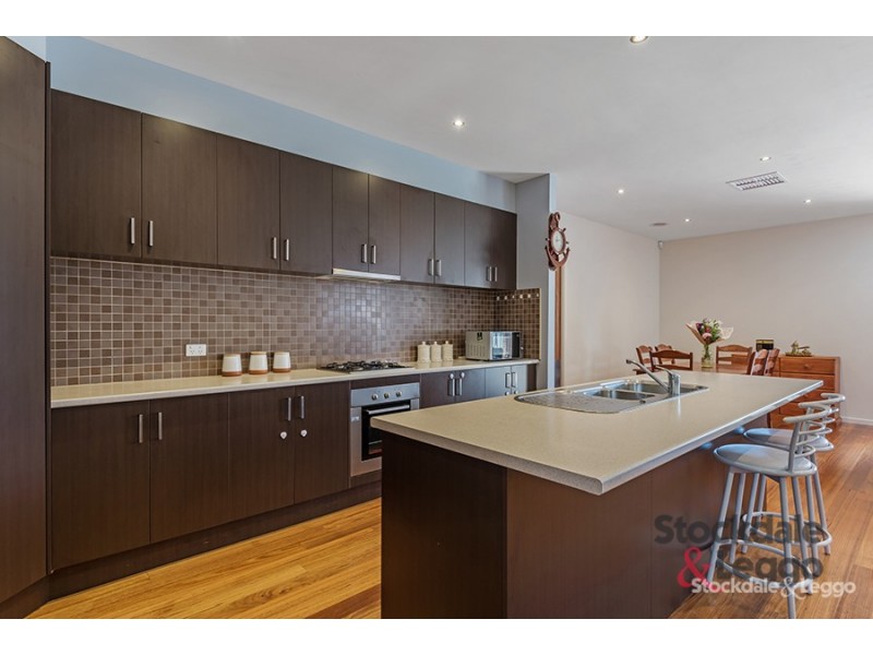 6 Wattletree Street, Craigieburn VIC 3064