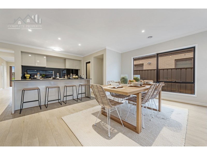 19 Canal Way, Craigieburn VIC 3064