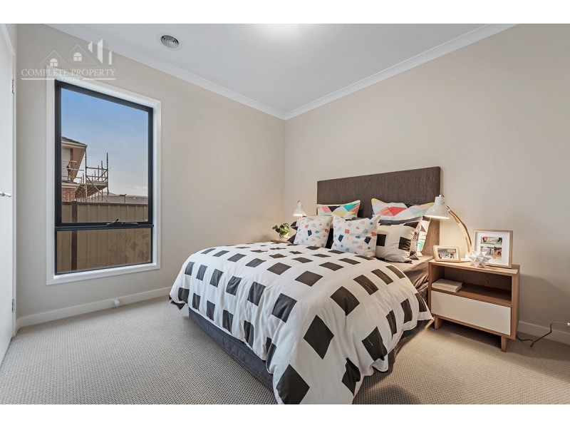 19 Canal Way, Craigieburn VIC 3064