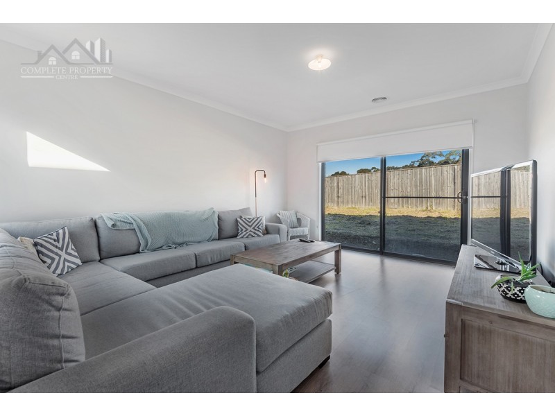 11 Yattarna Court, Broadford VIC 3658